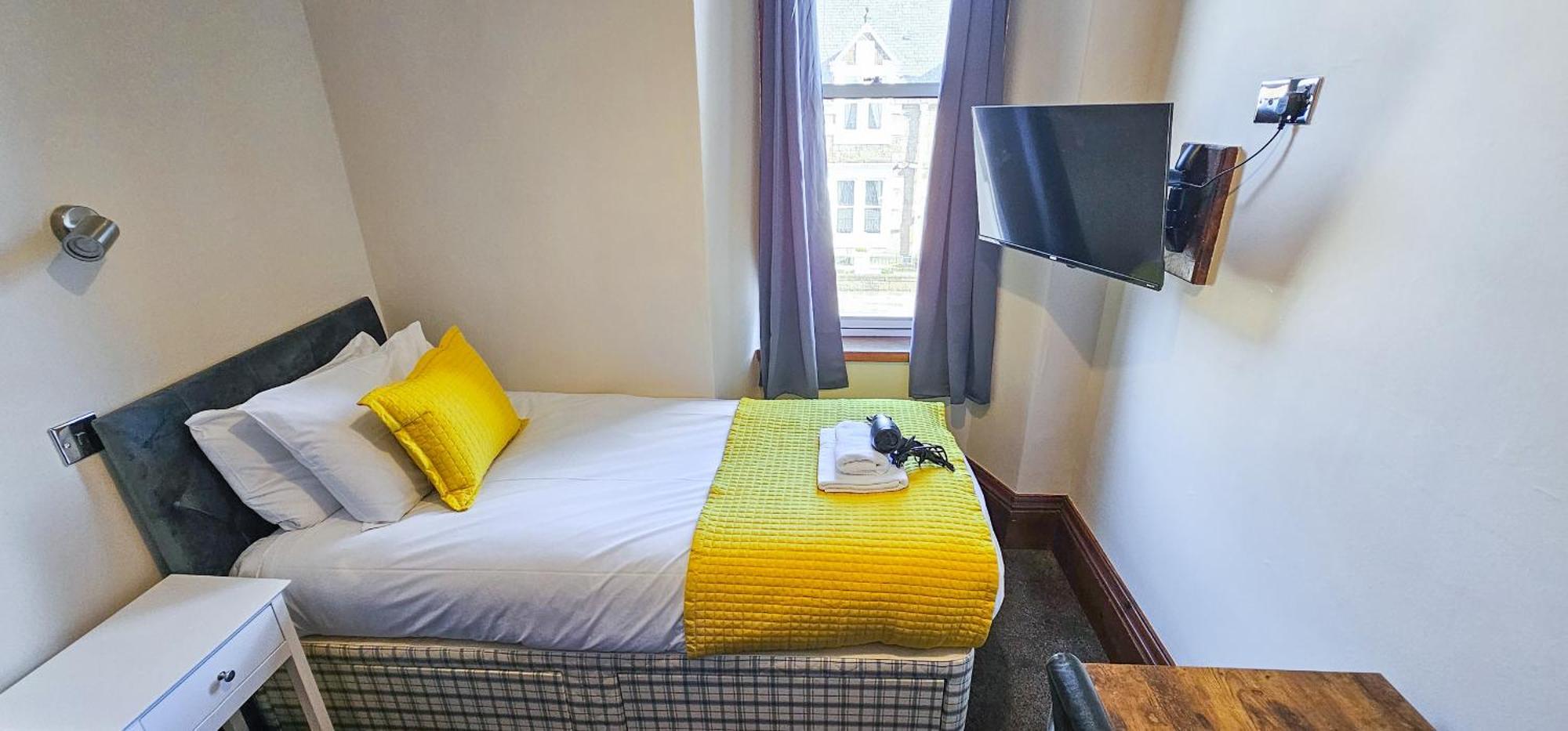 Budget Single Room